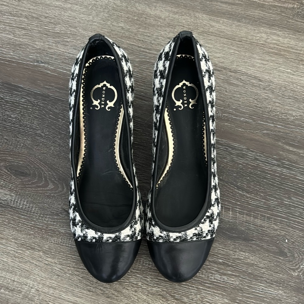 C Wonder size 7.5 houndstooth block heel